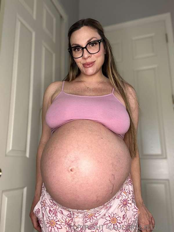 The perfect spot to cover in cum 😉