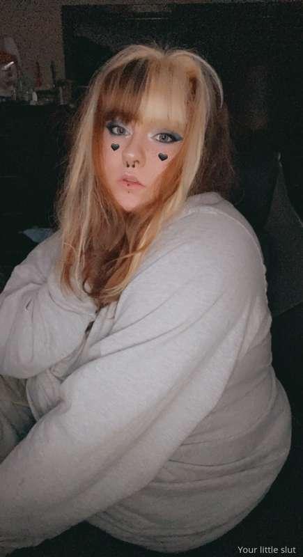 cute-freak image #0