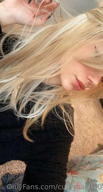 Do you like the blonde? 😘 send a tip if I should make more v..
