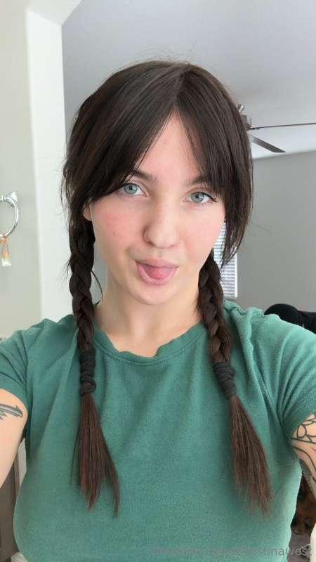 Do you enjoy my hair this way? 