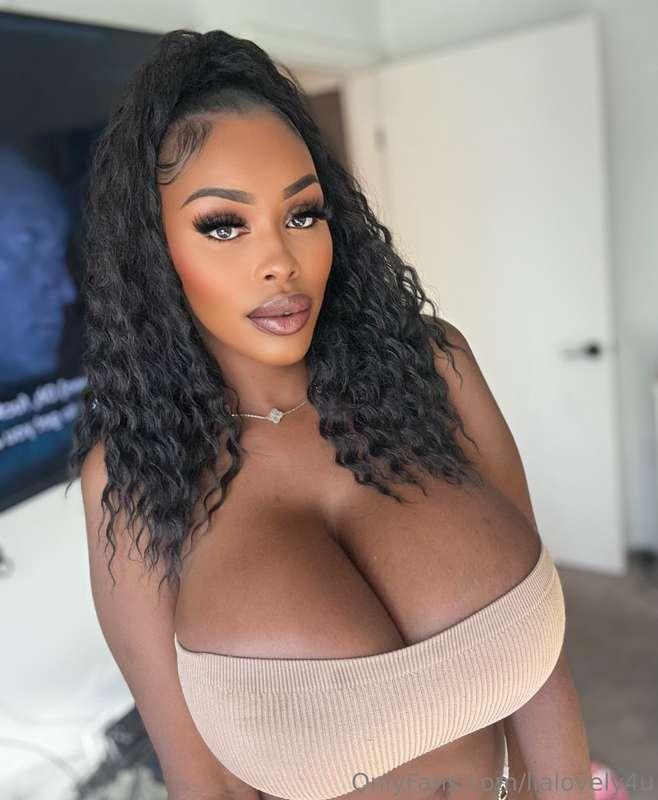 lialovely4u image #0