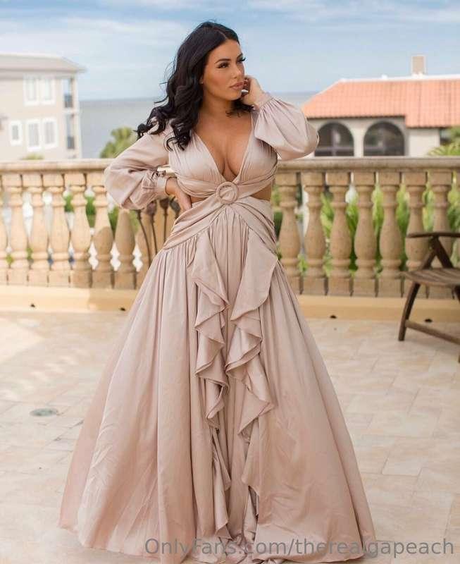 Sensual elegance
