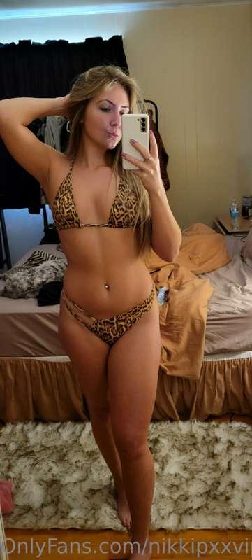Wanna chill in the hottub w me?