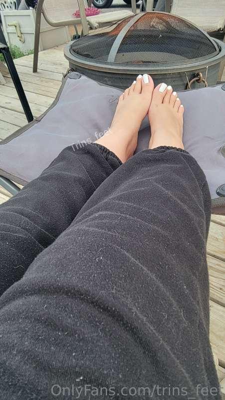 trins_feet image #1