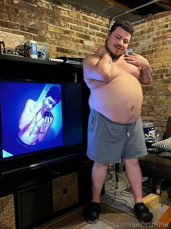 Showing where my gaining journey started and where I am now🐷