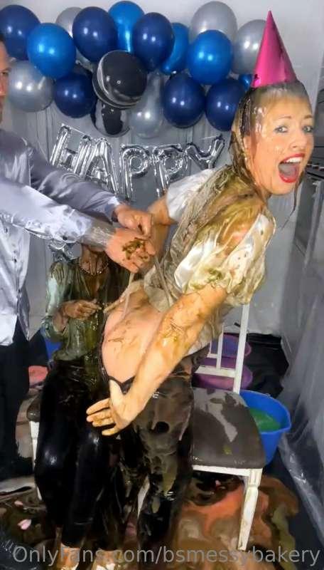 bsmessybakery image #3