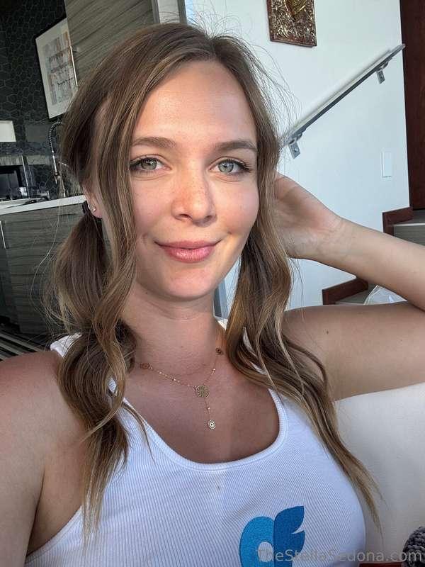 A couple of selfies for you 🥰
