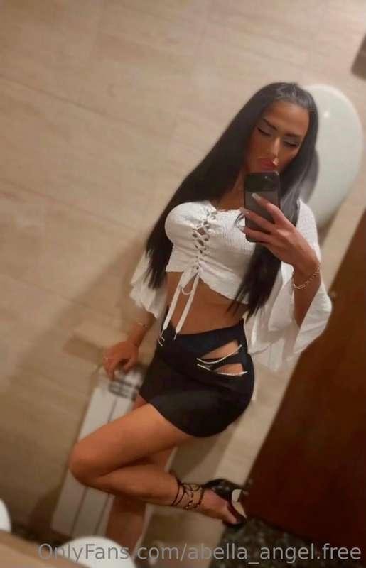 Like this look? 😈👠
