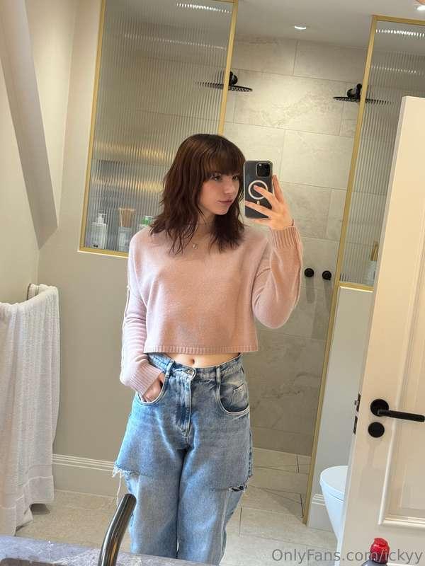 A lil peak behind the instagram story ;)) 💞🔞