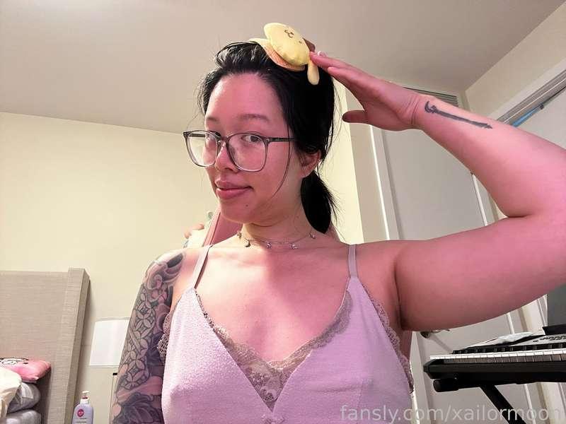 Do you guys like my new hair clip? Also idk if you guys can tell that I’m still jet lagged afff(update vlog coming soon), but I’ve been sleeping soo much and waking super early at like 2am haha, good thing is I have a lot of time to catch up today!!

(pompompurin was HUUGE in Japan btw, I’m so proud of him 🥺💛) 

#nipples #smalltits #kawaii #natural #fyp 