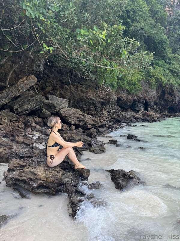 I saw Aquaman there today... Admit it, was it you? 🥲🥹
