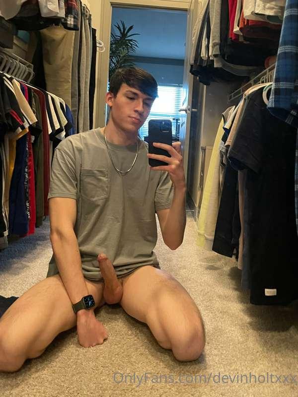 devinholtxxx image #0