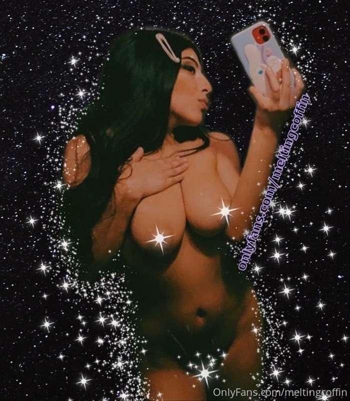 alwayz remember, I am the love of ur life 🖤🥰😏