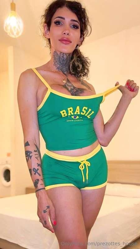 🇧🇷 your Queen
