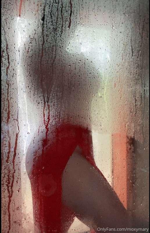 Thanks to you generous tippers yesterday, here's more shower..