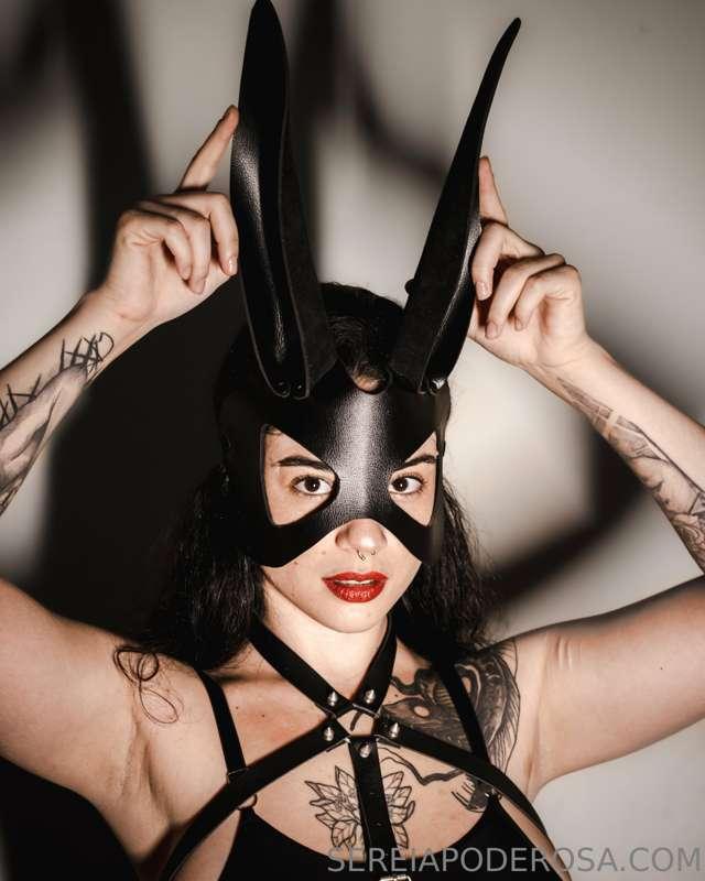 🇺🇸 Happy Easter! Hope your day is full of chocolate haha com..
