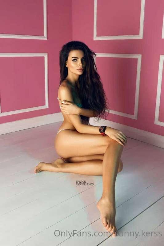 Do you like my body  with tatto or without?😈🤩🤩
