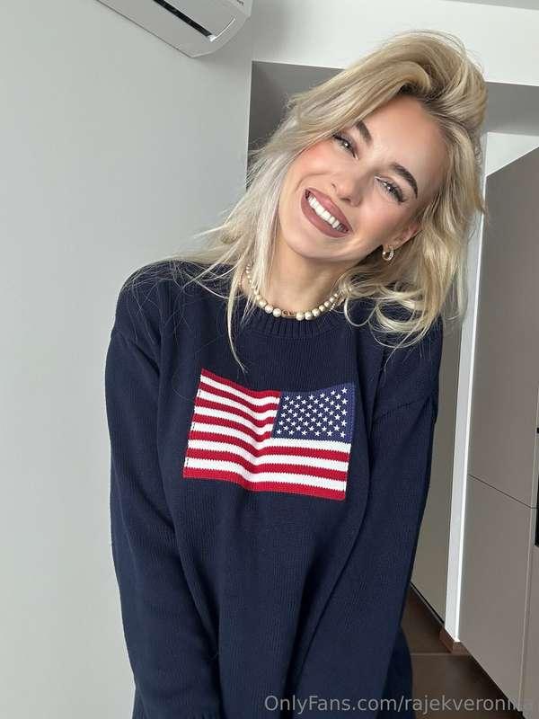 July 4th Strip Tease He He he 🎇🇺🇸😘 hope you have happiest da..