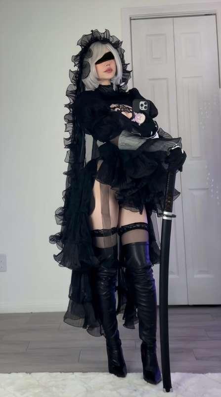 2B 🖤 comment what you wanna see me cosplay next 0.0