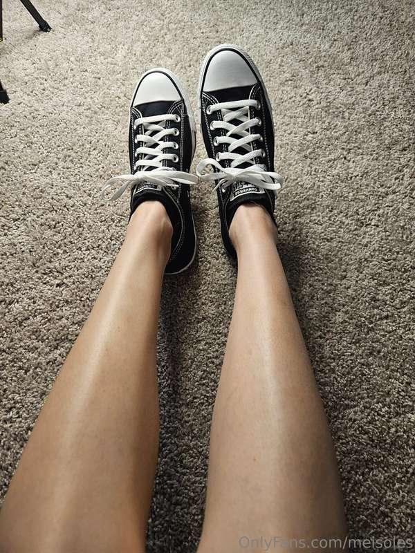 How do you like my new converse? Who's going to reimburse me..