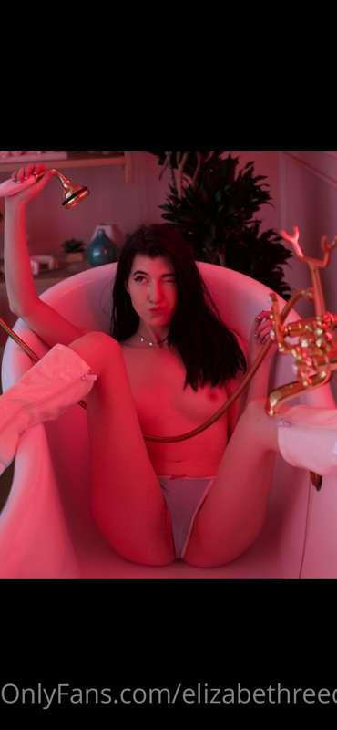 Rub a dub dub 😄