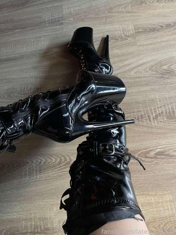 latex_juliana image #6