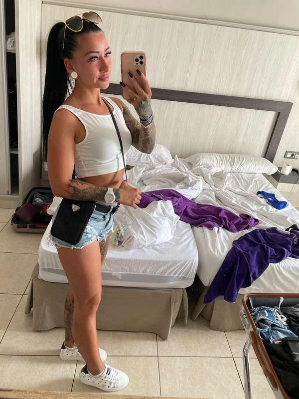 Ob ich wirklich einfach mal spontan nach Ibiza bin? jaa hört..