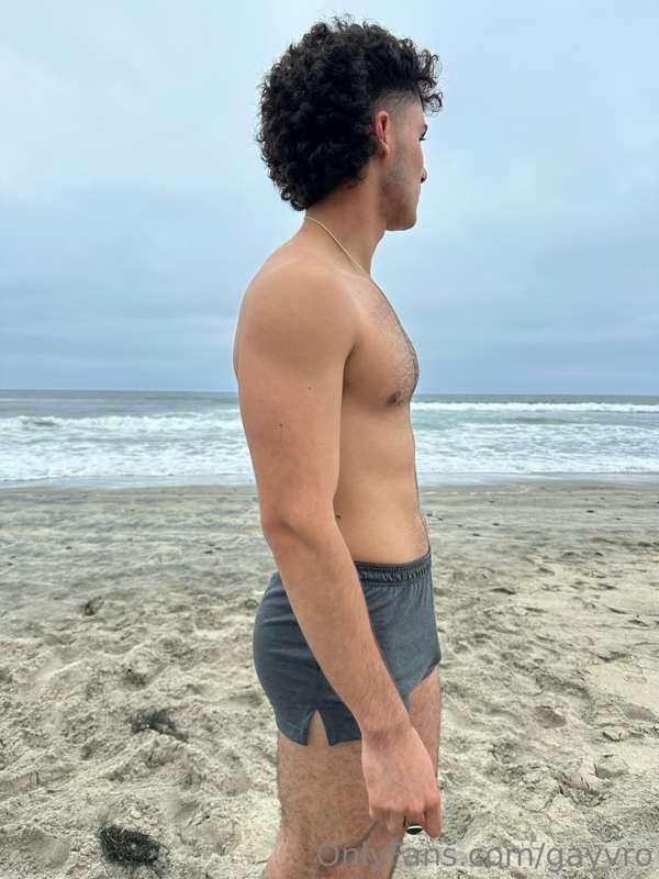 The shorts didn't stay on very long. I'm gonna be sharing a ..