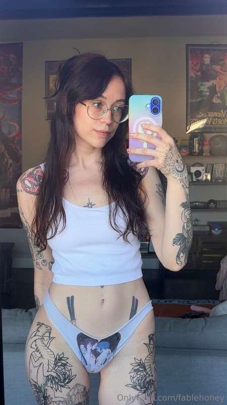 Monday blues aren't a thing when I'm around🤭