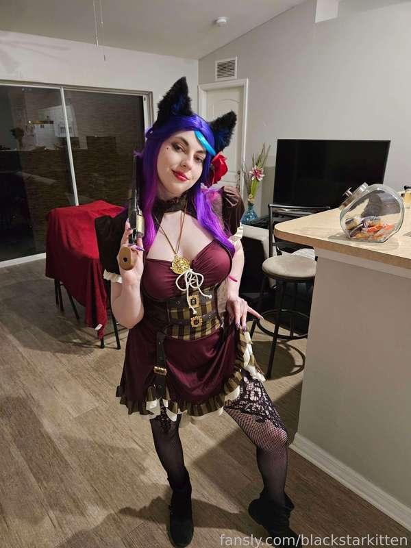 blackstarkitten image #9