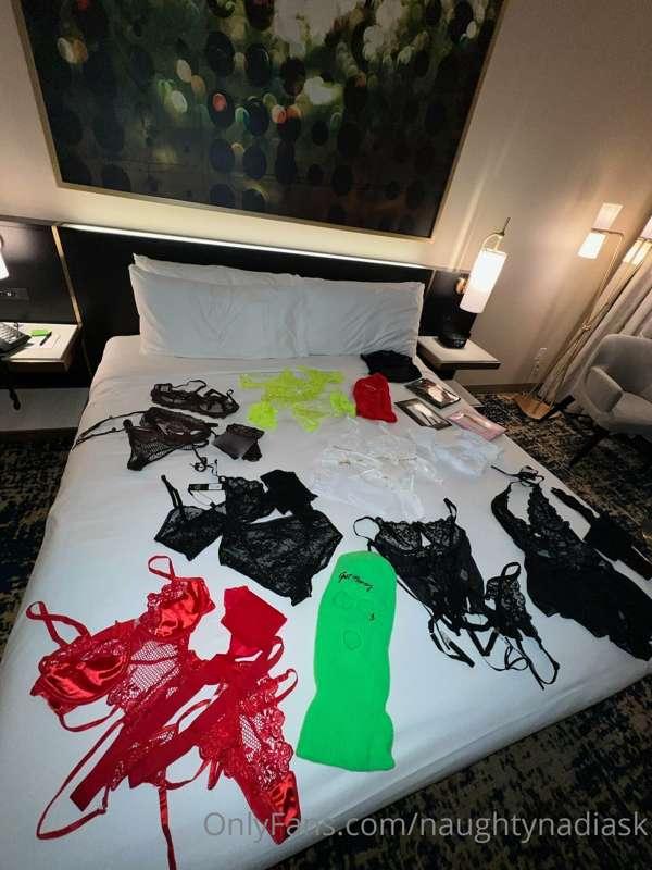 Shits bout to get kinky 💋