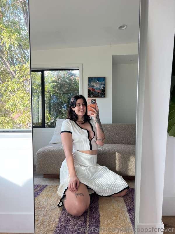 Feeling a little preppy today 🤭