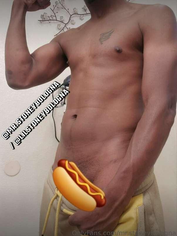 Solo Contest @mr.stoneybologna

50 Votes = Gold Membership 🥇..