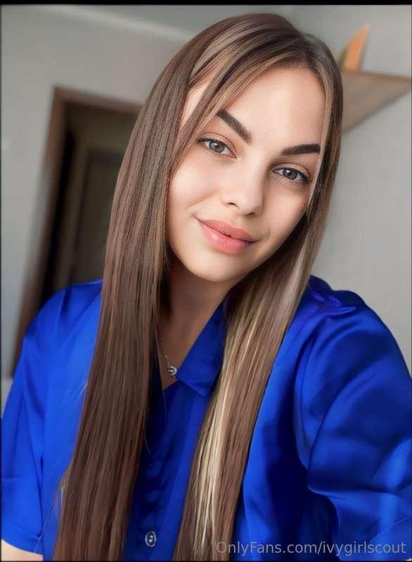Mysterious and playful @anissa_taylor really wants you to te..
