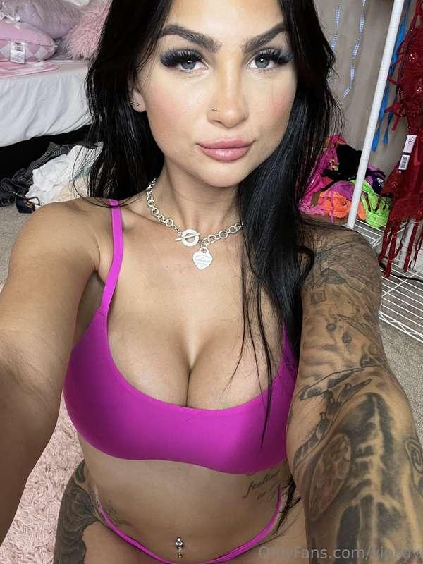 send me a dick pic if you would fuck me raw 😉