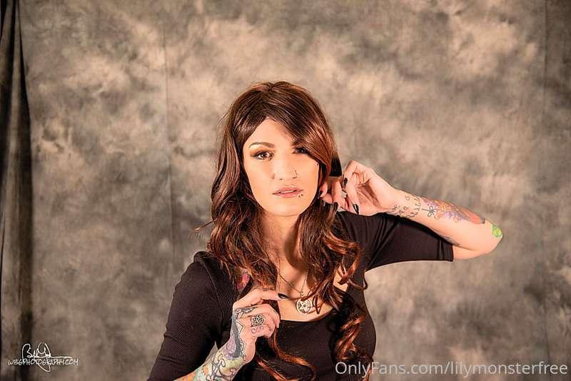 lilymonsterfree image #5