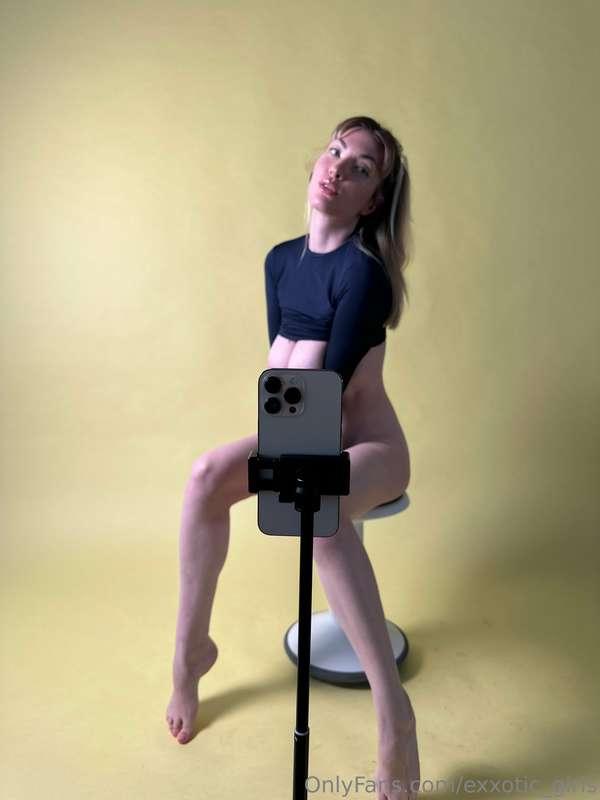 Be swept away by @mararen and her unparalleled beauty into a..