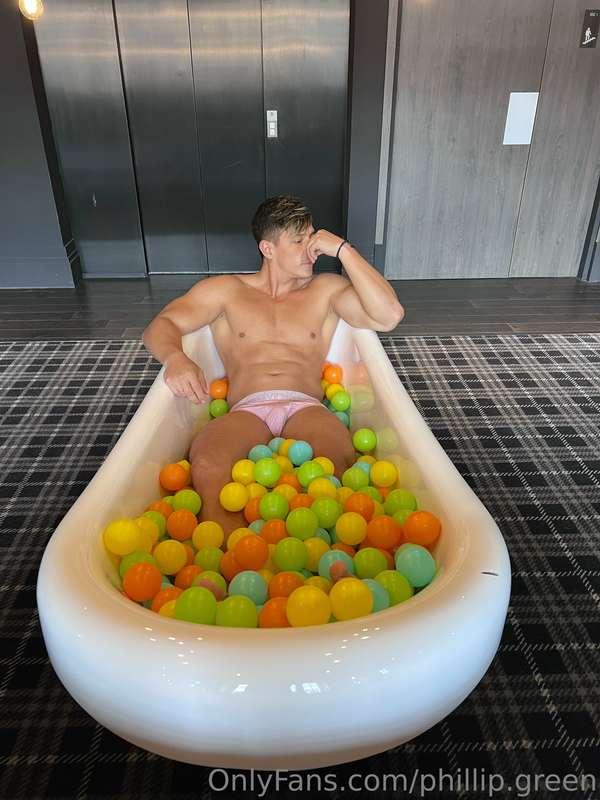 Acá hubo contenido adivina , donde esta 🤪🤹🤹‍♂️🪄