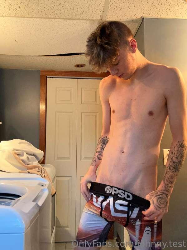 Got some brand new content coming today 😚better be checking ..