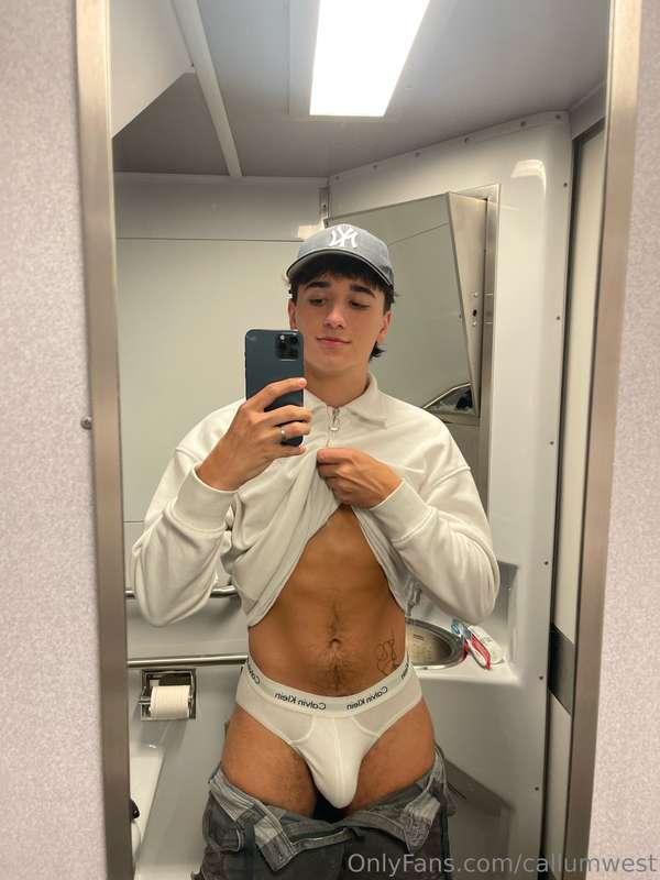 You want it cum get it 😏😈👅💦