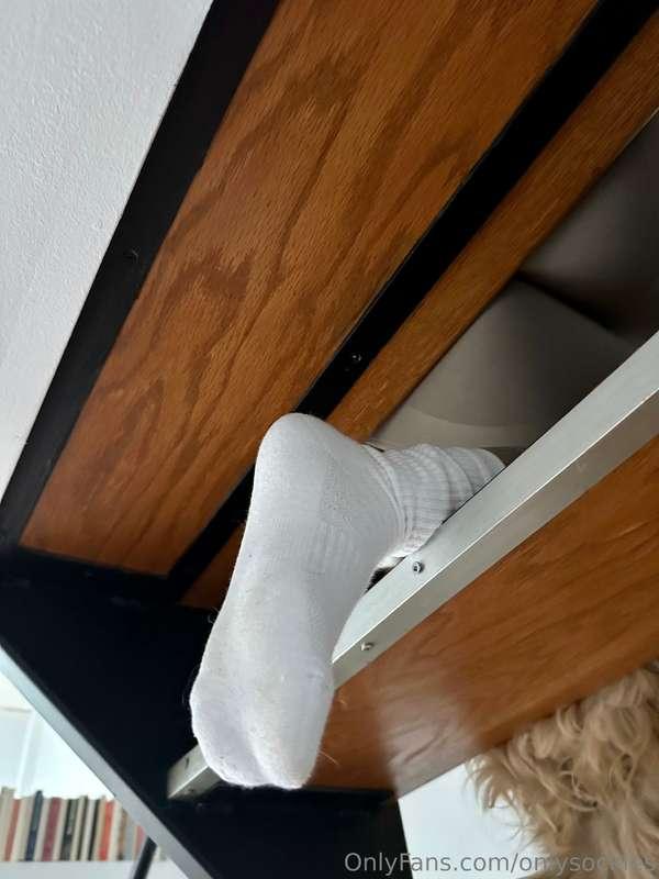 onlysockies image #0