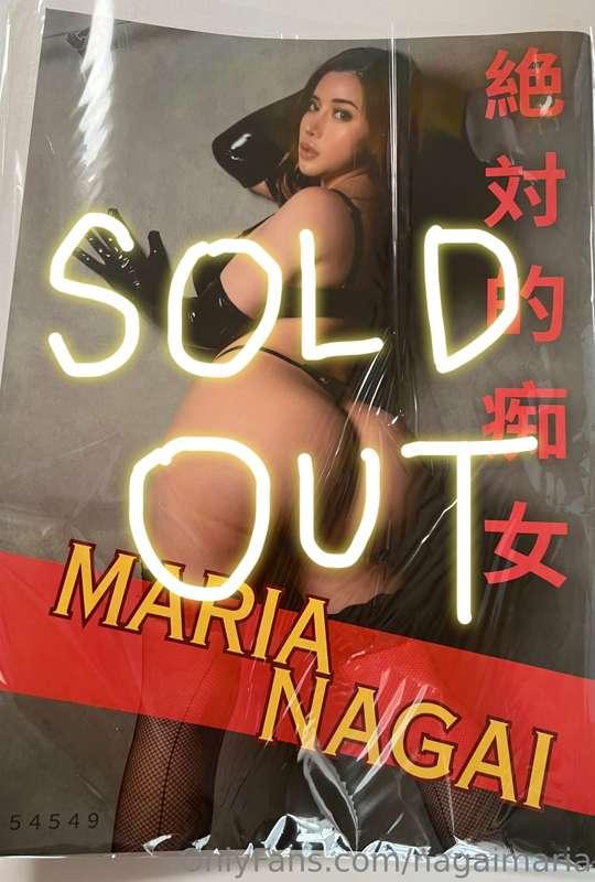 Hi💓 Photobook and towel are SOLD OUT❤️‼︎
Thank you sm😘Tshirt..