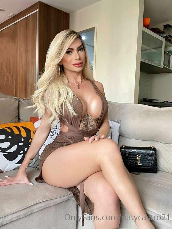 I know you love video calls 📽, humiliation 😈, and delicious ..