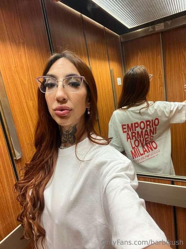 Dirty fantasy in the elevator? 😈🔥