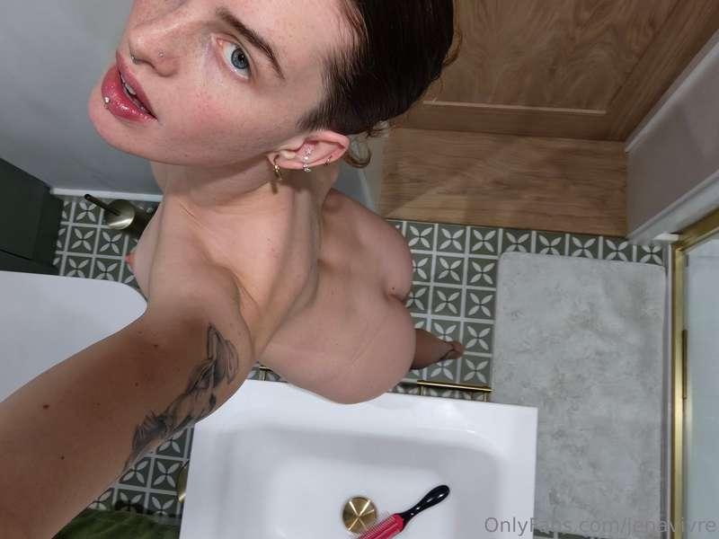 Shower sex? 👀