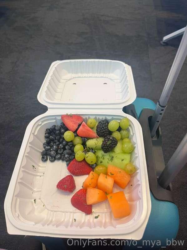 I know you can’t eat my pussy this morning but you can eat s..