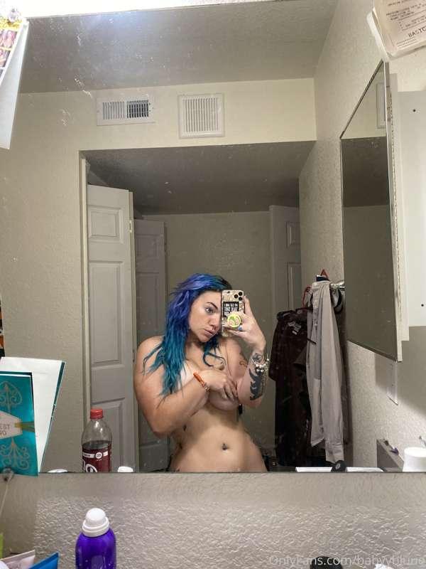 Sorry for all this bed head 🙊💦