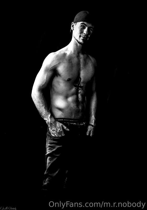 m.r.nobody image #6