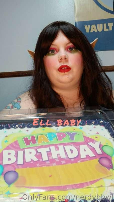 Today is my Birthday tip me!!!

Subscribe! @ellbabyvip