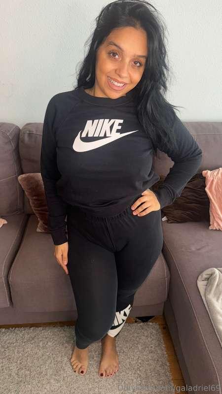 I love leggings at home 🏠 🔥🔥🔥